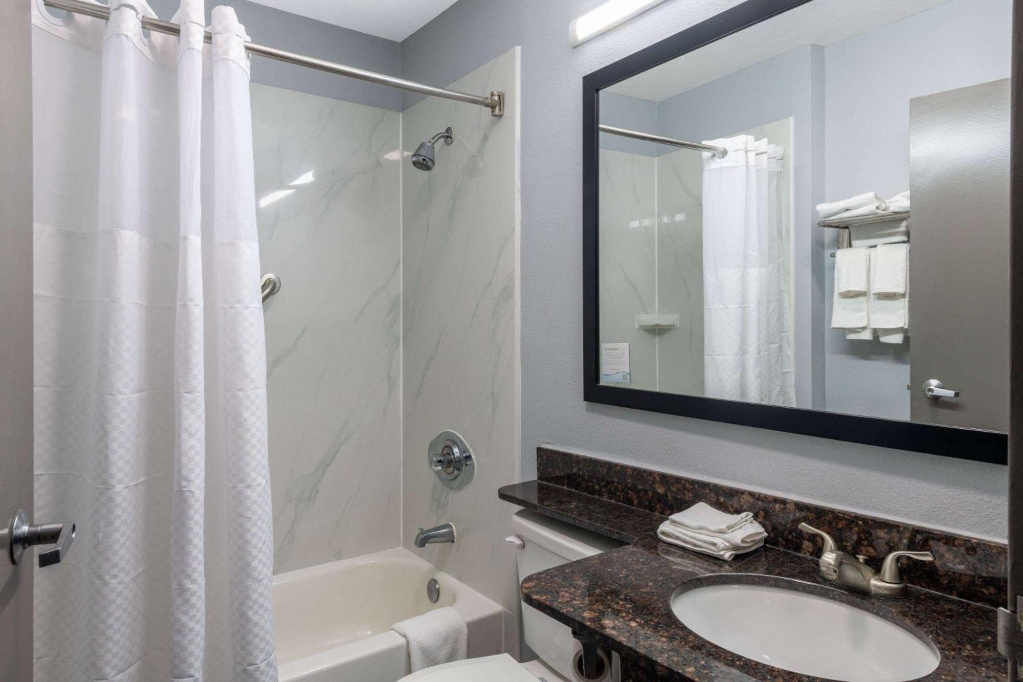 Microtel Inn By Wyndham Spartanburg Duncan Esterno foto